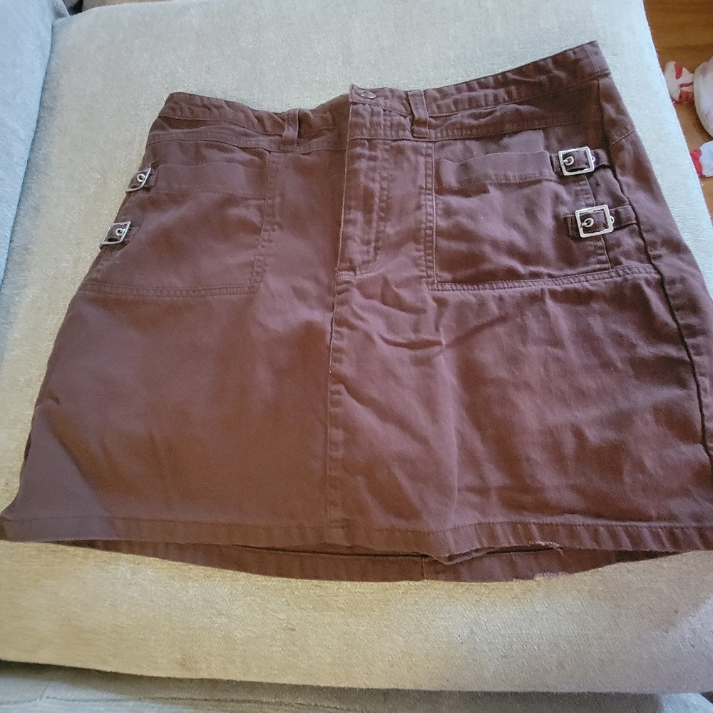 Women's Allison Brittney 12 skorts, brown, see photo for damage, price reflects
